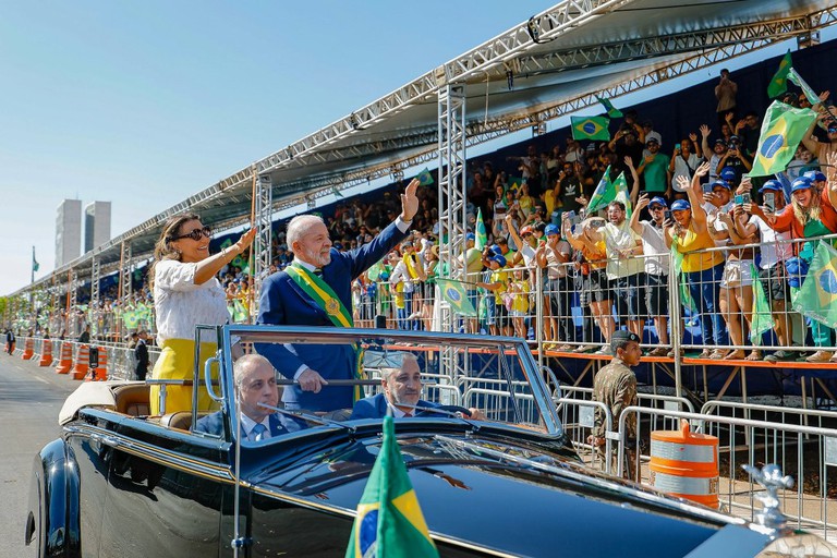 Desfile de 7 de Setembro realça soberania do Brasil nos 203 anos da independência