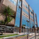 Polícia Federal faz operação em Santos contra ameaças à Unifesp