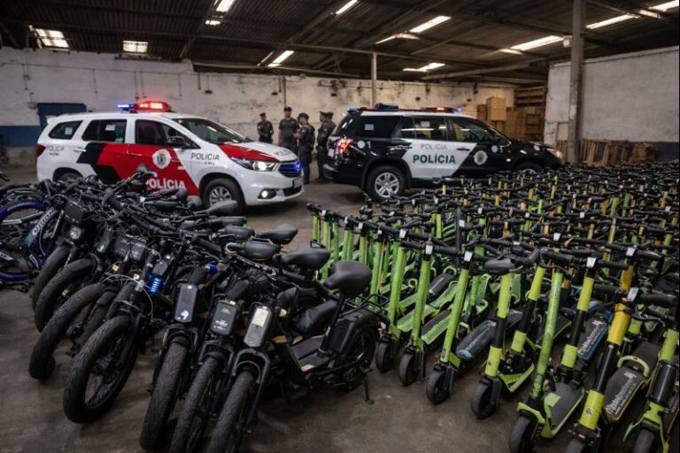 Polícia prende cinco suspeitos por receptação de bicicletas e patinetes na Zona Leste