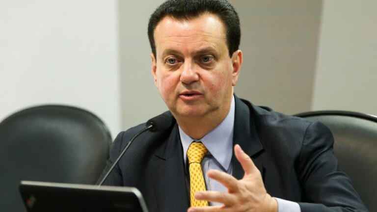 PSD opta pela moderação