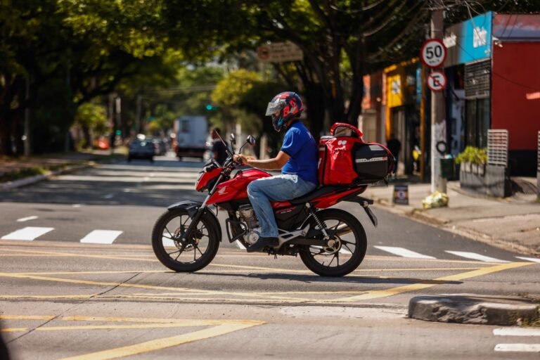 Conheça categorias isentas de pagamento do IPVA 2026 em SP