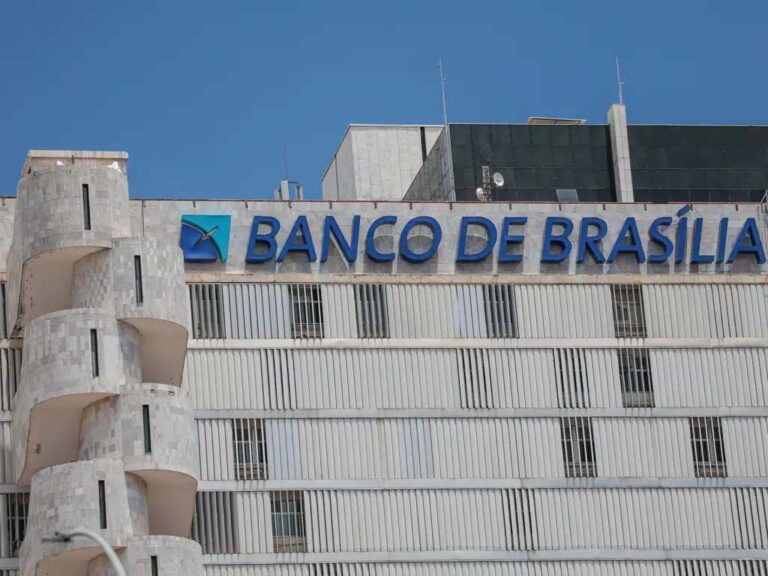 Desembargador derruba decisão e autoriza Governo do Distrito Federal a usar imóveis para aporte do BRB